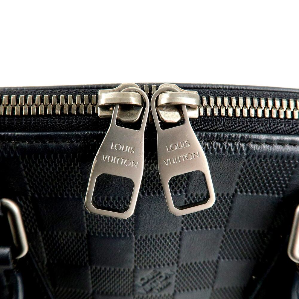 Louis Vuitton Black Crossbody Bag - Picture 13 of 16